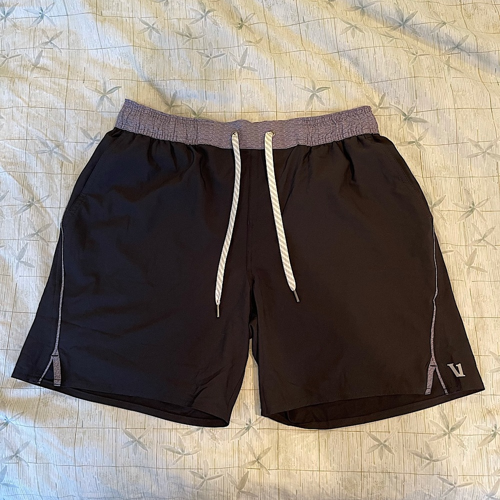 Vuori Trail Shorts Mens (Brand New, never worn)